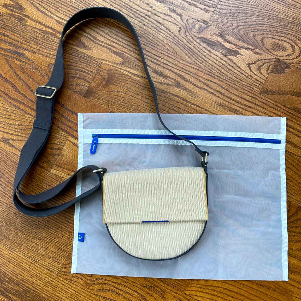 Rothy’s Ink/Ivory Saddle Bag / Purse / Crossbody with Adjustable Strap
